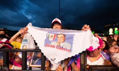 Juan Gabriel Concert Screening at Mexico City’s Zócalo Attracts 70,000 People